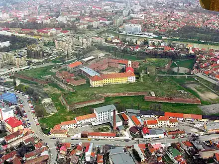 Vedere aeriană a Cetății Oradea